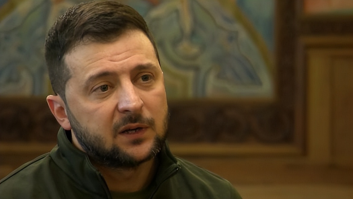 俄罗斯导弹袭击泽连斯基,泽连斯基击沉俄罗斯巡洋舰