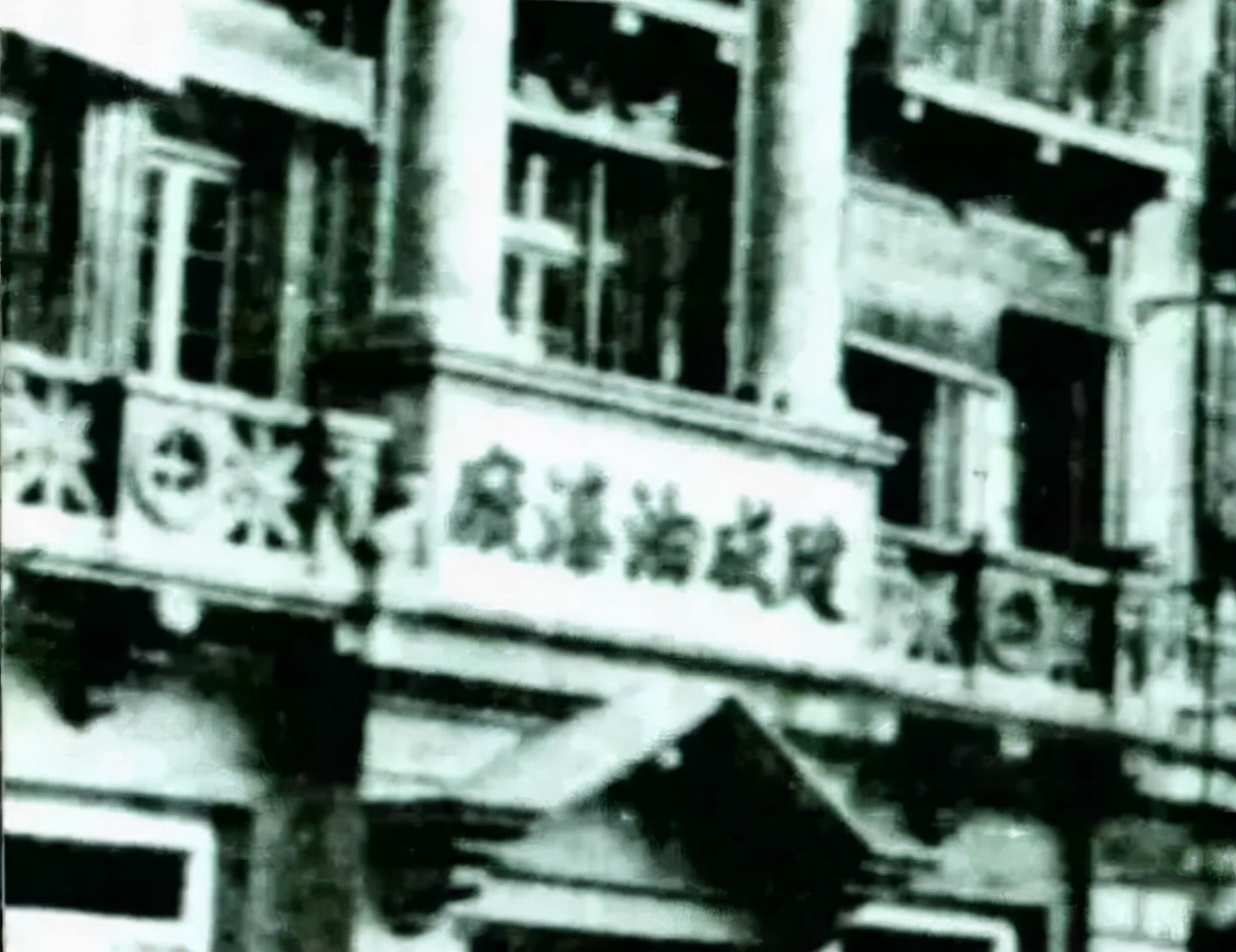 这个老商标上,满满都是爱与回忆