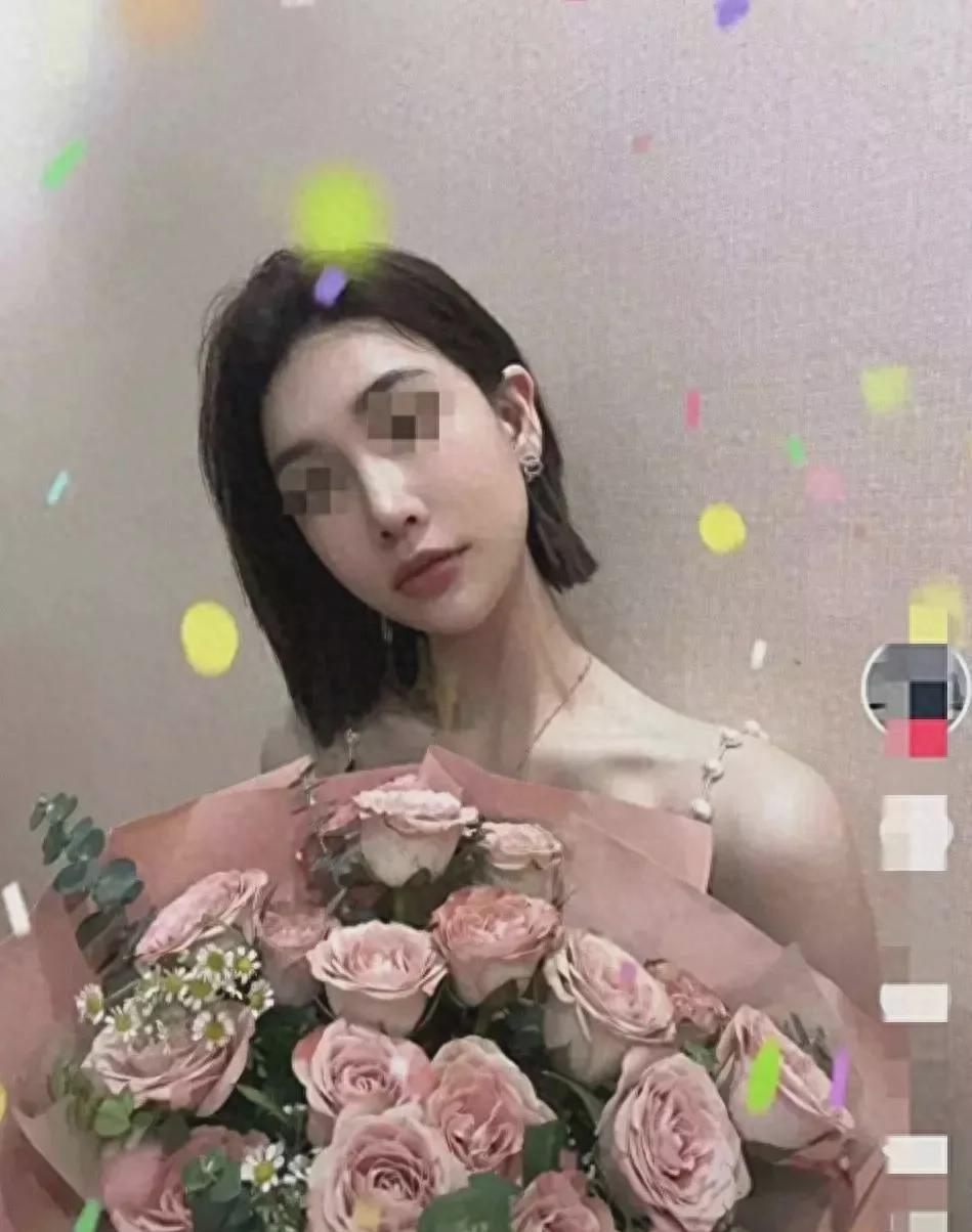 【爆炸!银行员工婚内3P曝光,三观全毁】