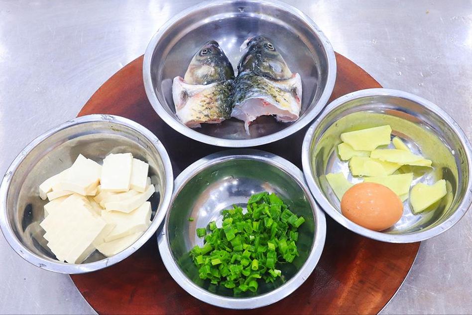 8月15中秋家宴吃什么，这8道硬菜端上桌，营养美味，全家抢着吃