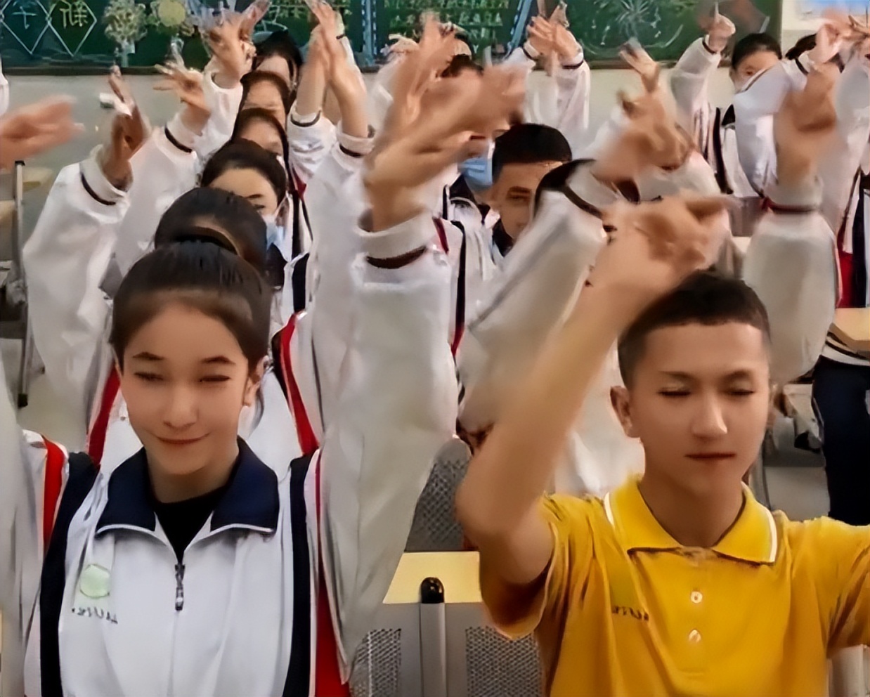 最美新疆课间操,最美课间操最炫民族风