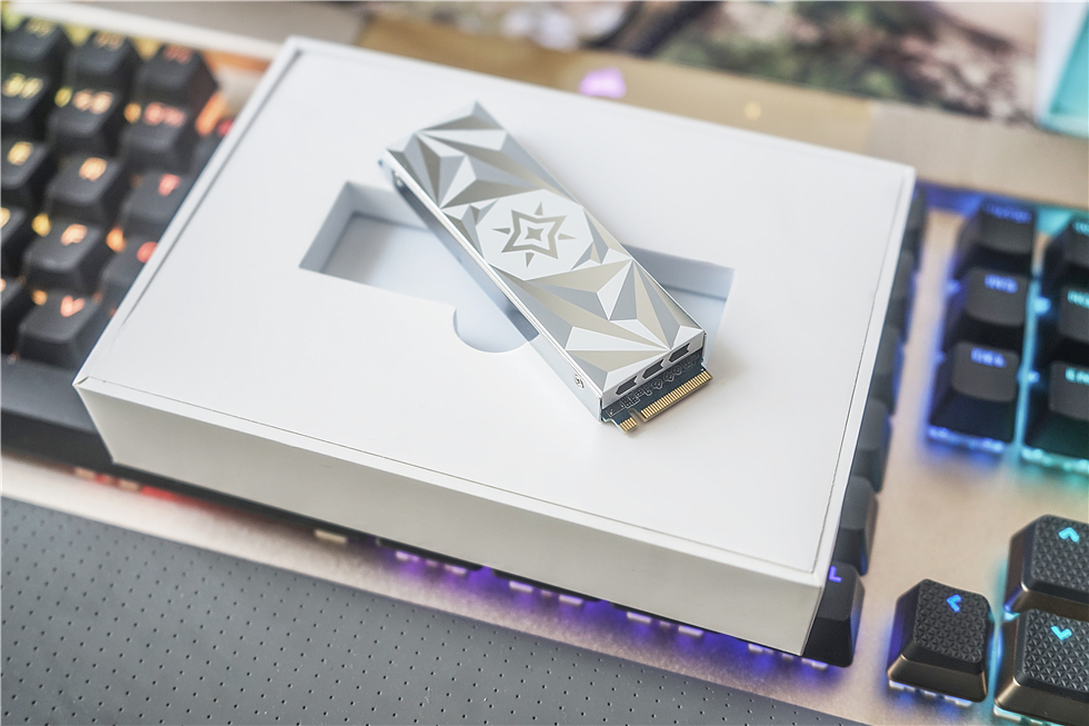 体验海盗船LCD冷头——Z690Hero+TUFGaming3070Ti+迎广515装机记