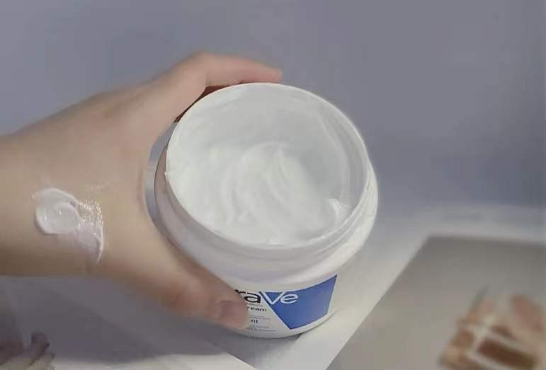 最好用的几款面霜,超市好用的面霜混油皮