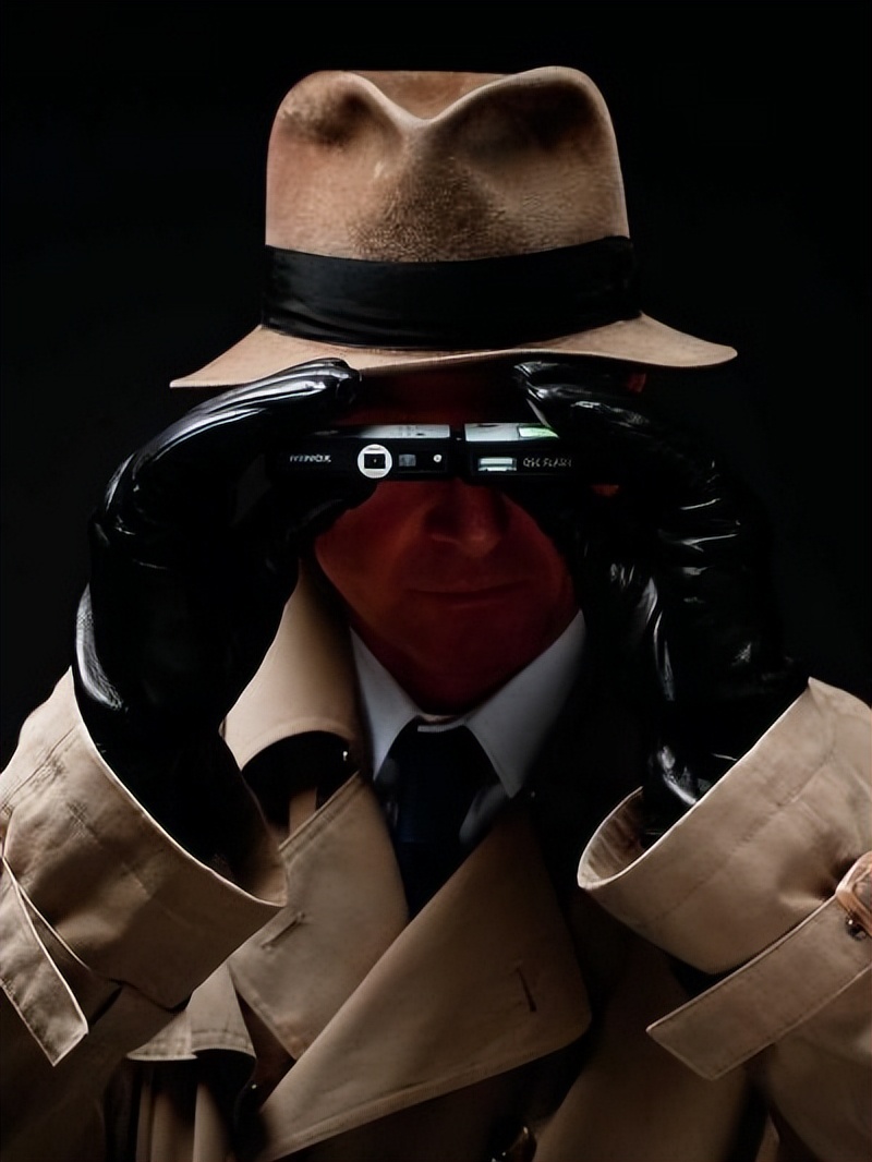 2005年女子美金买菜，菜贩儿子发现端倪，细查牵出东风导弹泄密案