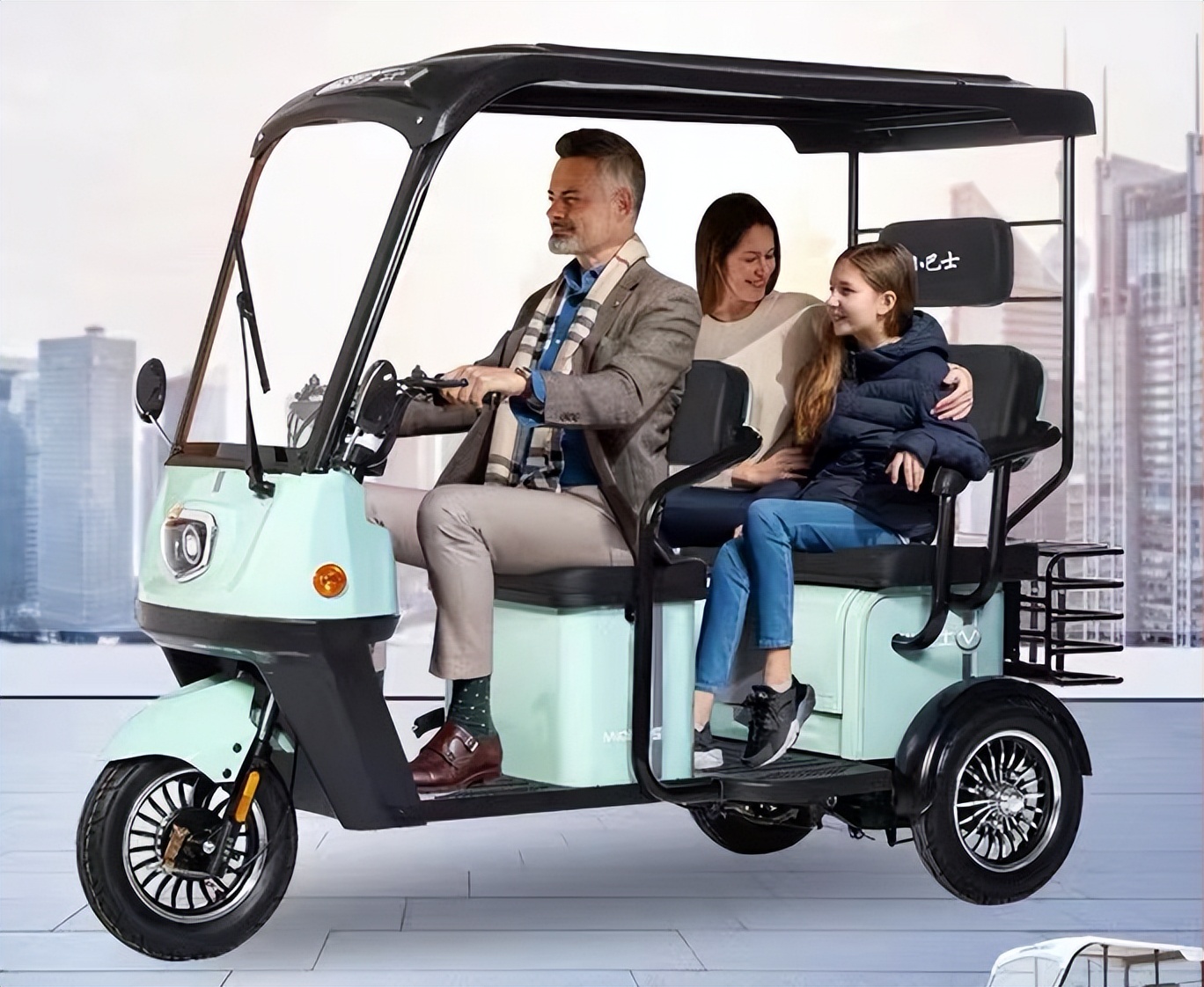 关于电动三轮车四轮车的规定,关于电动三轮四轮能不能上路