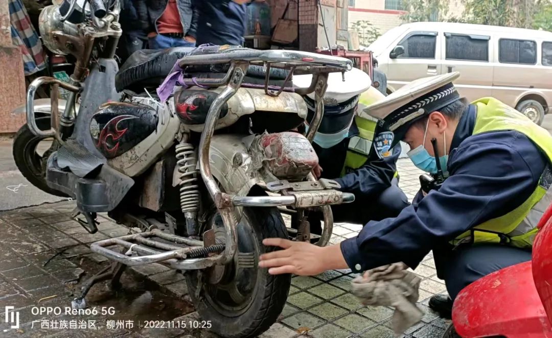 在柳州电动车上什么牌是正规的,柳州电车牌照怎么区分真假