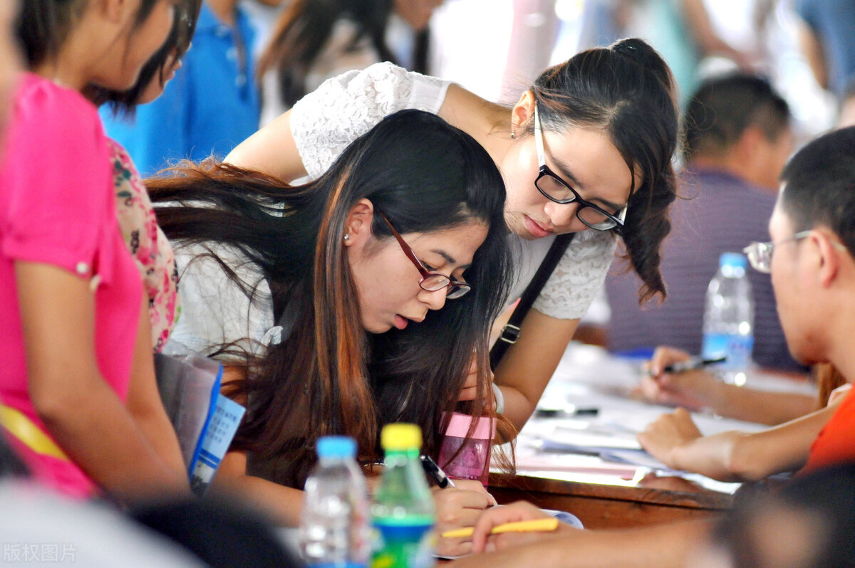 为啥就业率那么低大学还在扩招,大学扩招还有必要毕业么