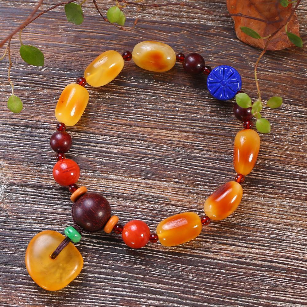 如何把玩琥珀蜜蜡手串变亮呢,琥珀蜜蜡手串适合女士吗