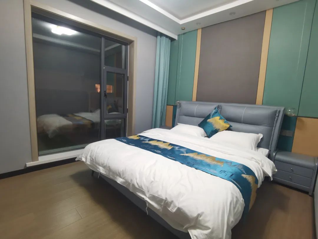 不出兰州，最快半小时到达！这个夏天，总要来趟榆中吧！