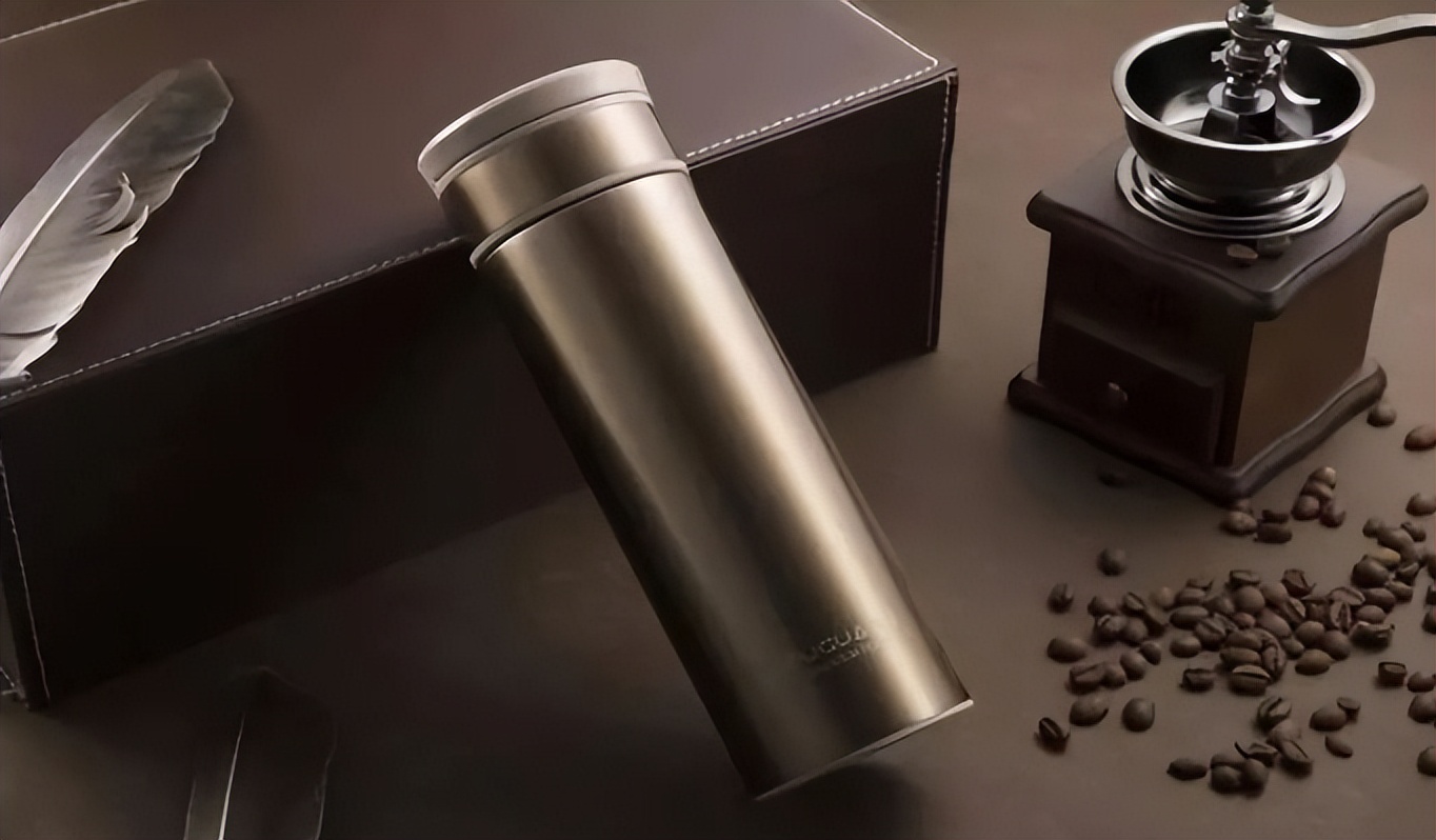 央视多次曝光夺命保温杯,19种夺命保温杯遭央视曝光