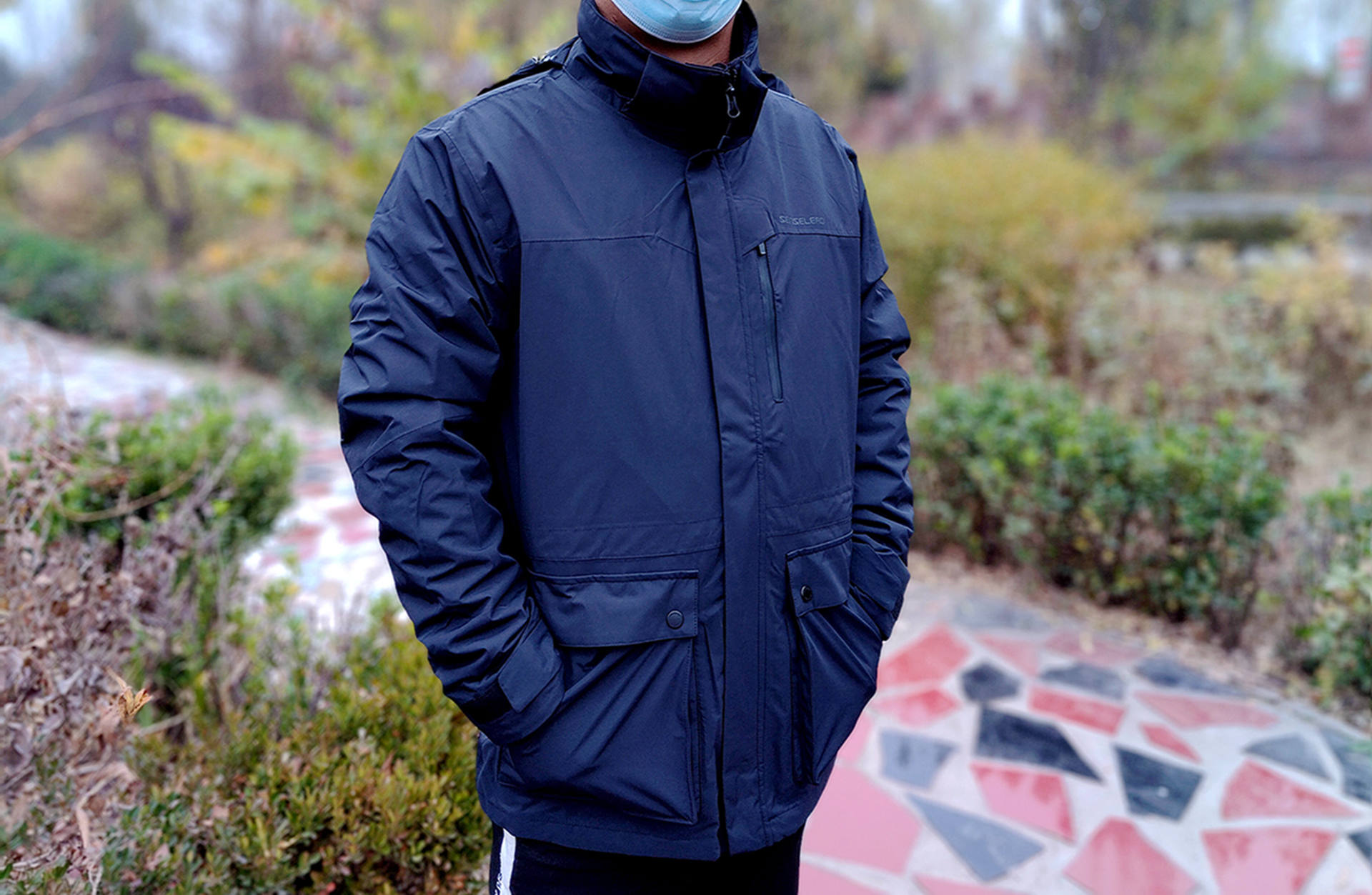 露营冲锋衣,冲锋衣推荐户外野营风