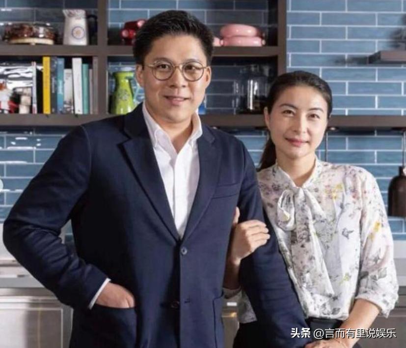 郭晶晶直播带货哄抬物价，几块钱儿童袜卖到399，这是镶金子了吗