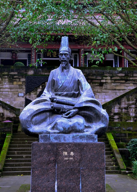 家谱是家族的史书,家谱和族谱有什么区别