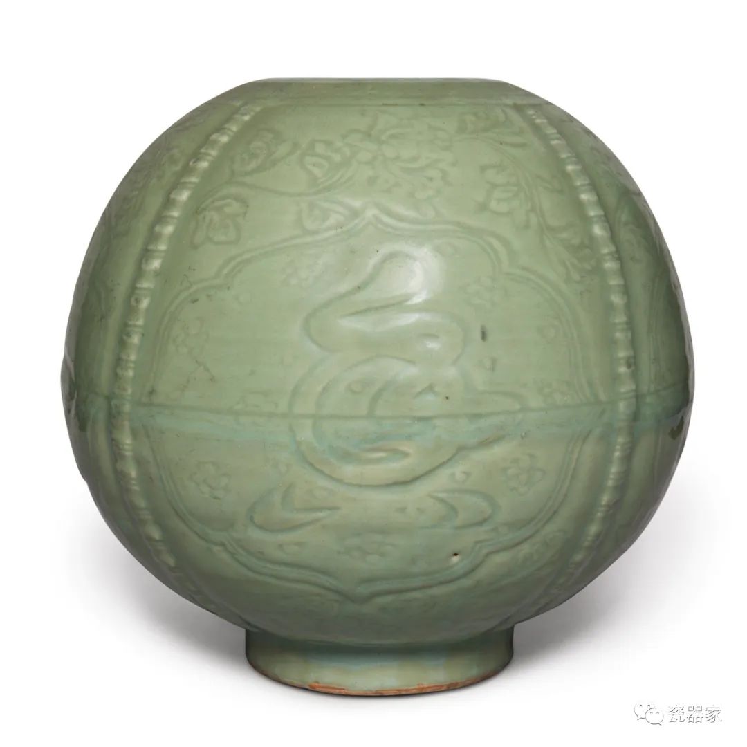 苏富比瓷器秋拍 (苏富比19年香港瓷器春拍)