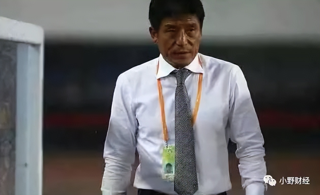 重庆足球红色巅峰,深度解读重庆足球断崖式下滑