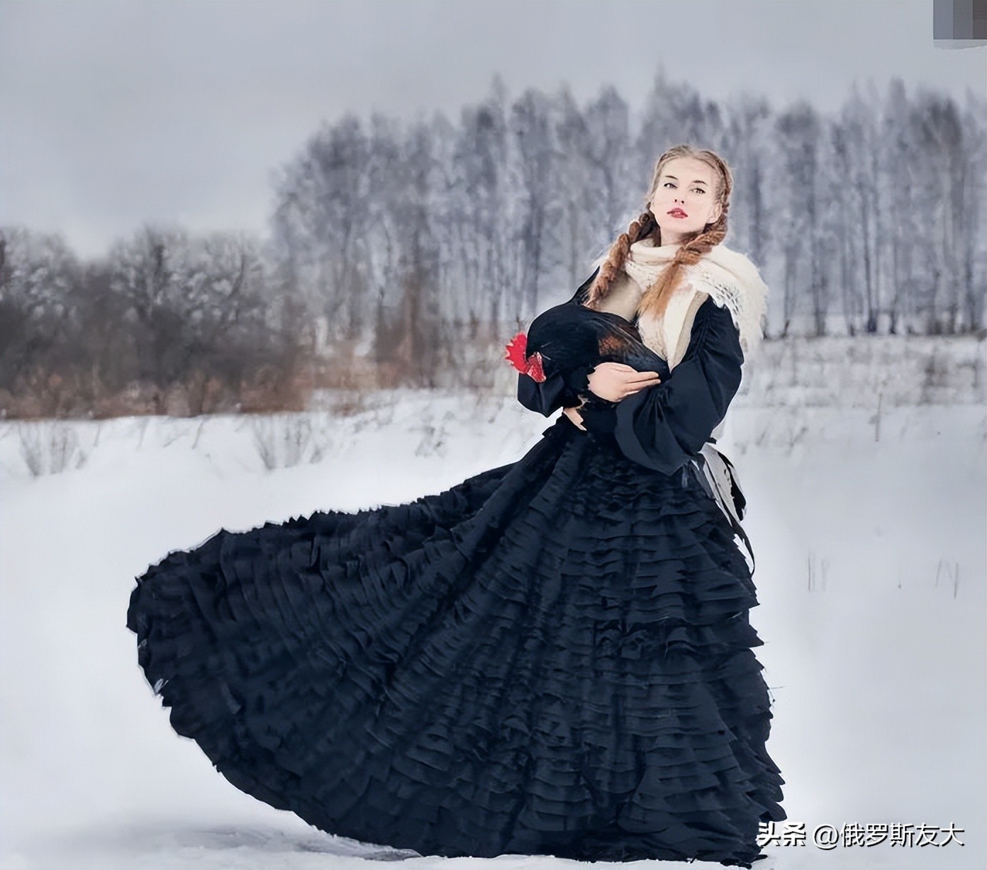 简单而不简约的时尚,简单但不简约时尚风格