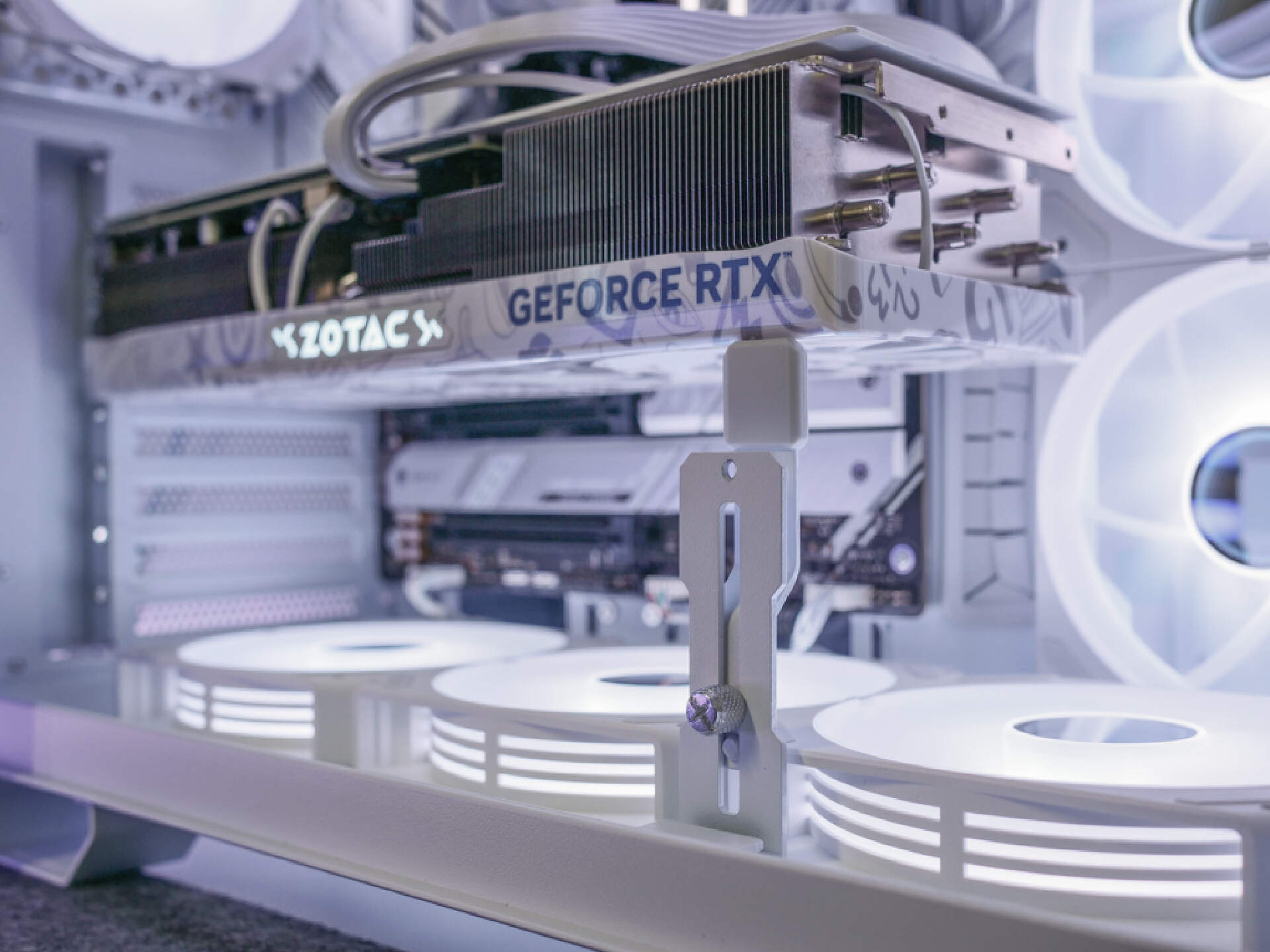 华硕gt502机箱教学,华硕tuf502弹药库机箱装机视频