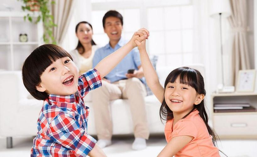 孩子比较胆小不敢说话怎么办,孩子特别胆小又不敢说话怎么办