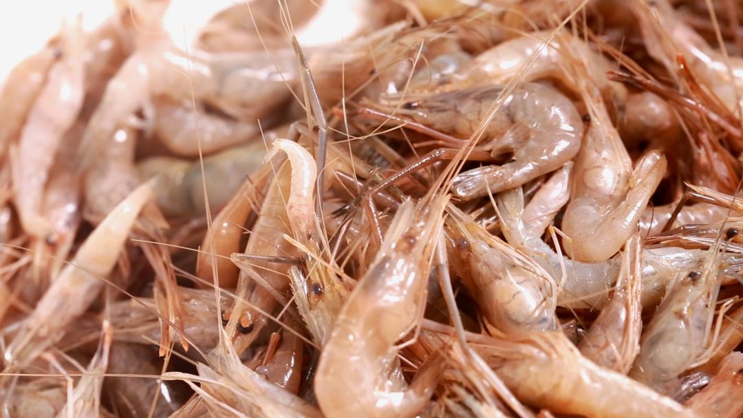 虾的家常做法蒜香小米辣,麻辣小米虾怎么炒最好吃啊