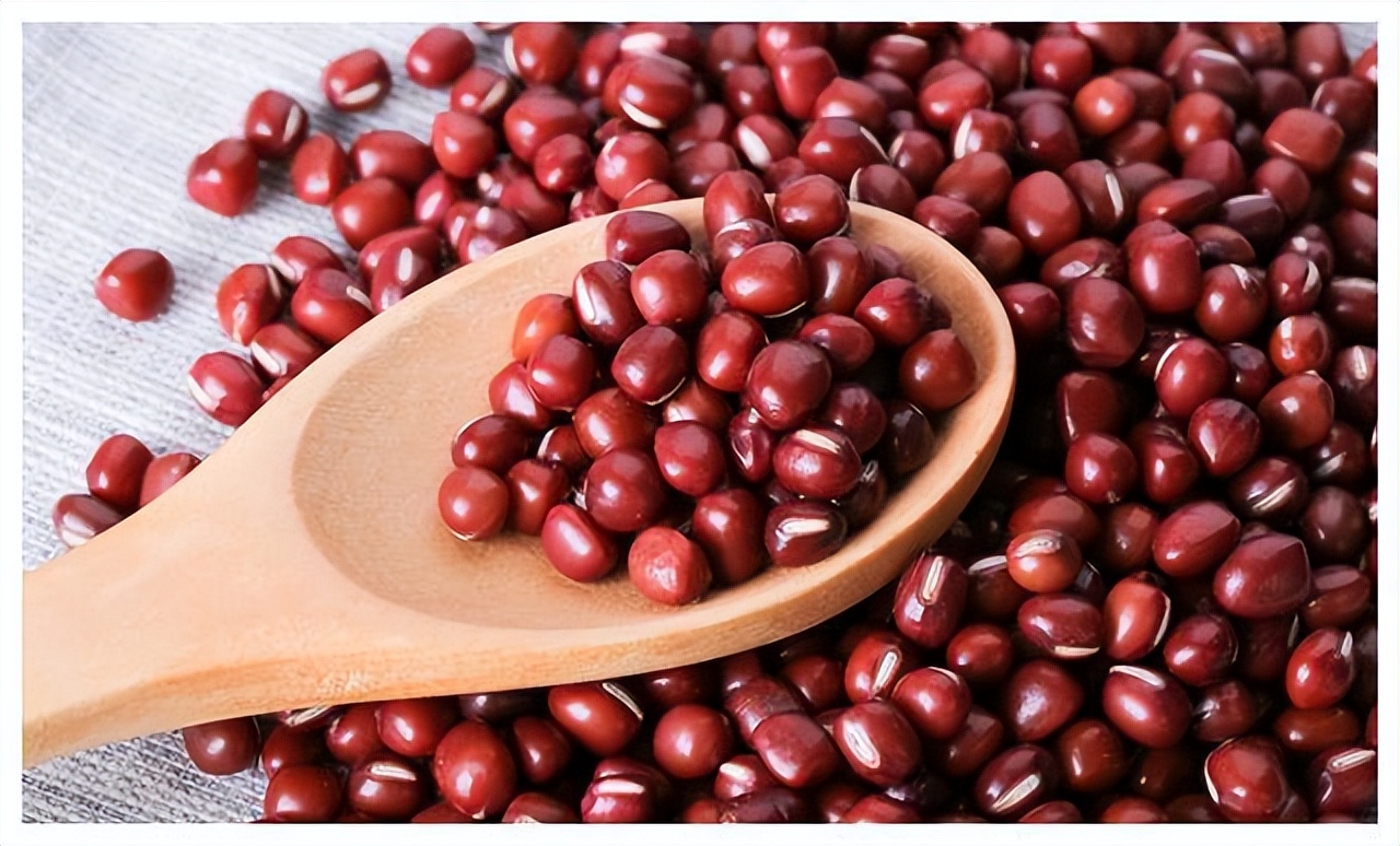 女性经期洗头有哪些注意事项,女性经期不能洗头洗澡