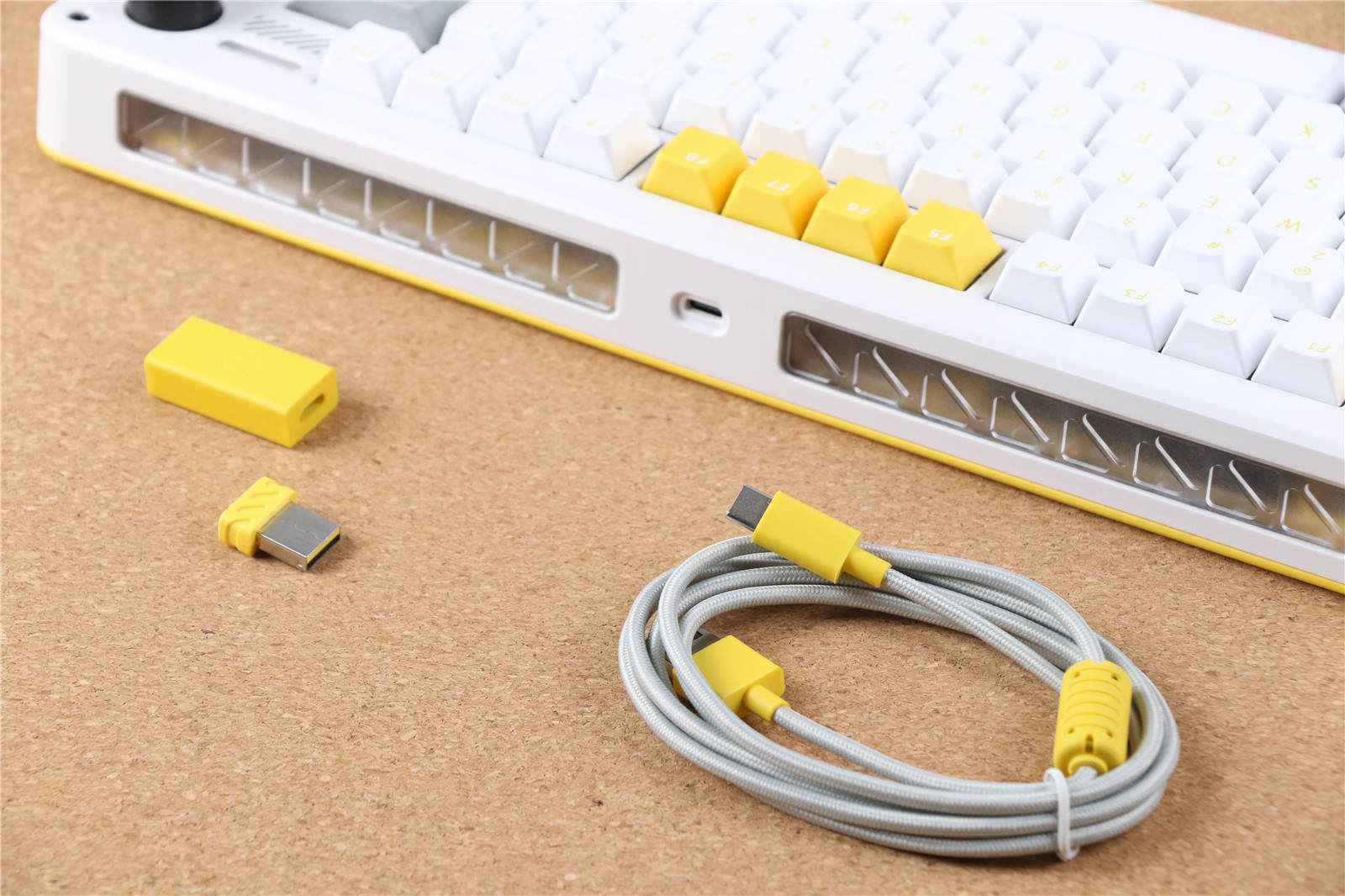 突破引力全线升级ZX75重力波机械键盘体验