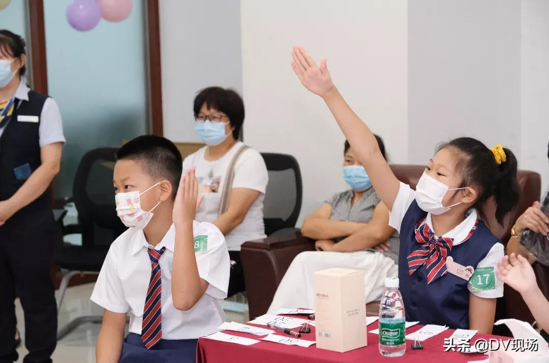 怎么识别钱假不假,怎么辨别假钱最简单方法