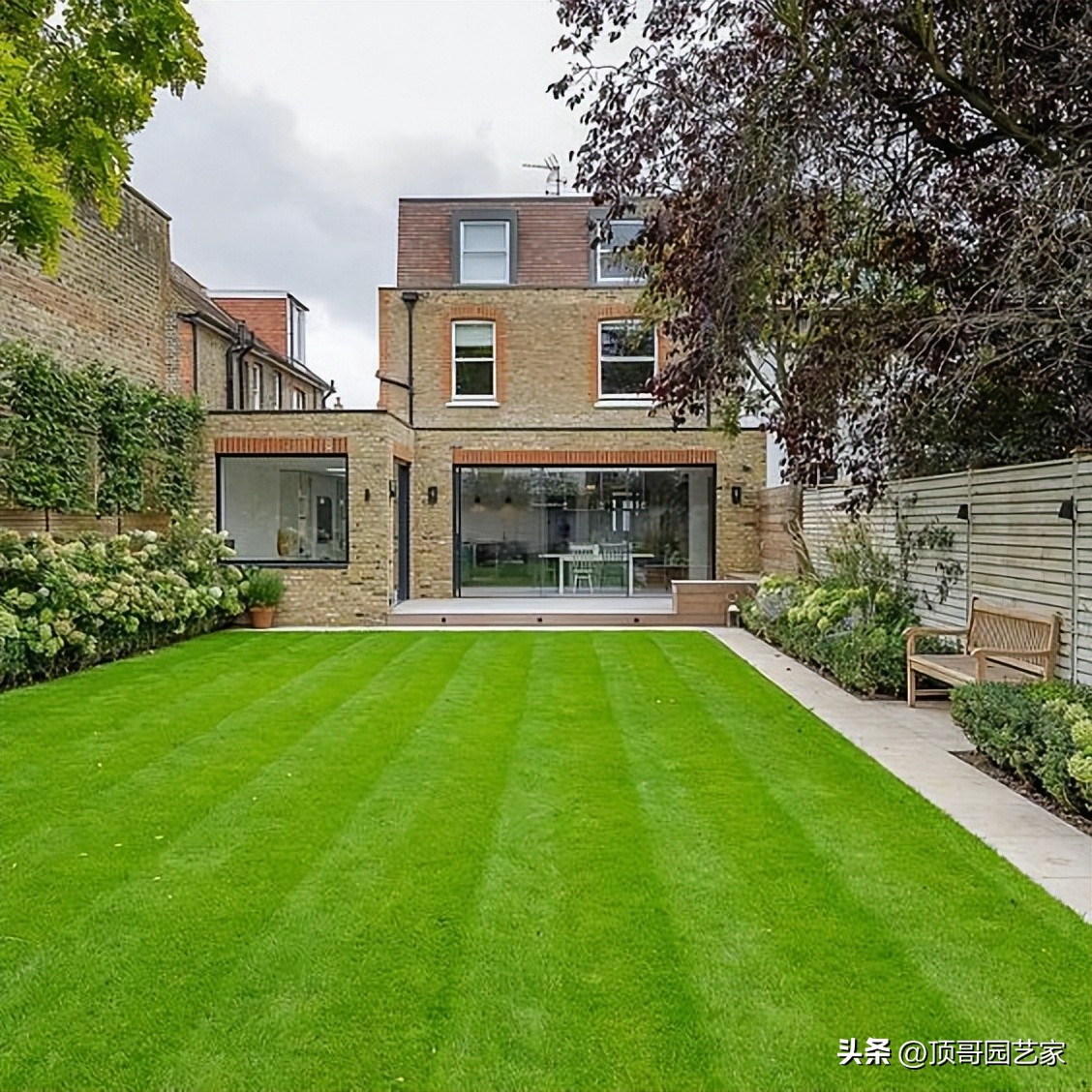 草坪盲管排水原理图,花园草坪要排水吗