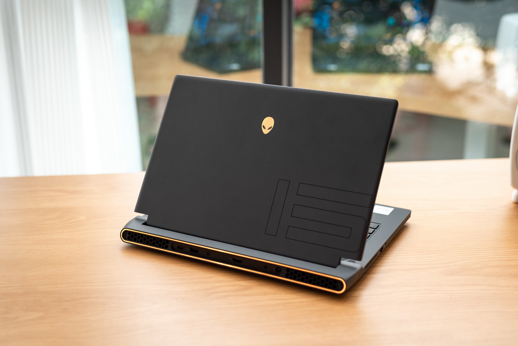 2016年alienwarem15,alienwarem15