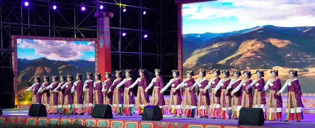 川西阿坝旅游详细攻略地图,川西阿坝旅游攻略三天