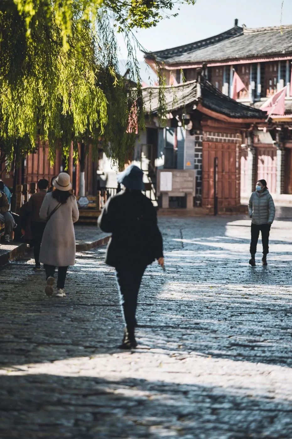 丽江古城现在冷不冷,丽江古城冬无严寒