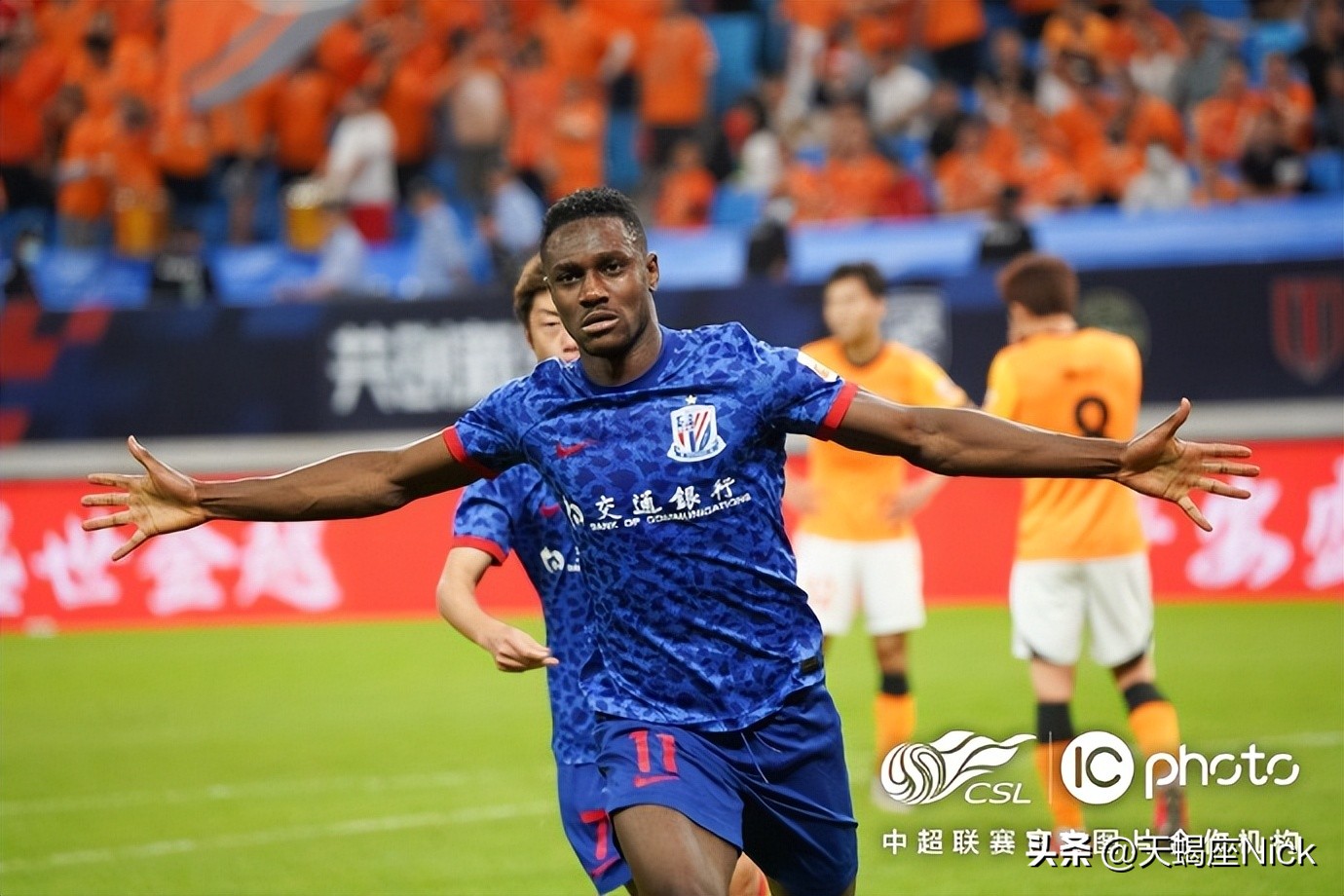 中超申花2-0梅州取开门红,申花赛后马莱莱