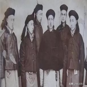 纳粹老照片犹太女人,老照片纳粹女魔头的下场