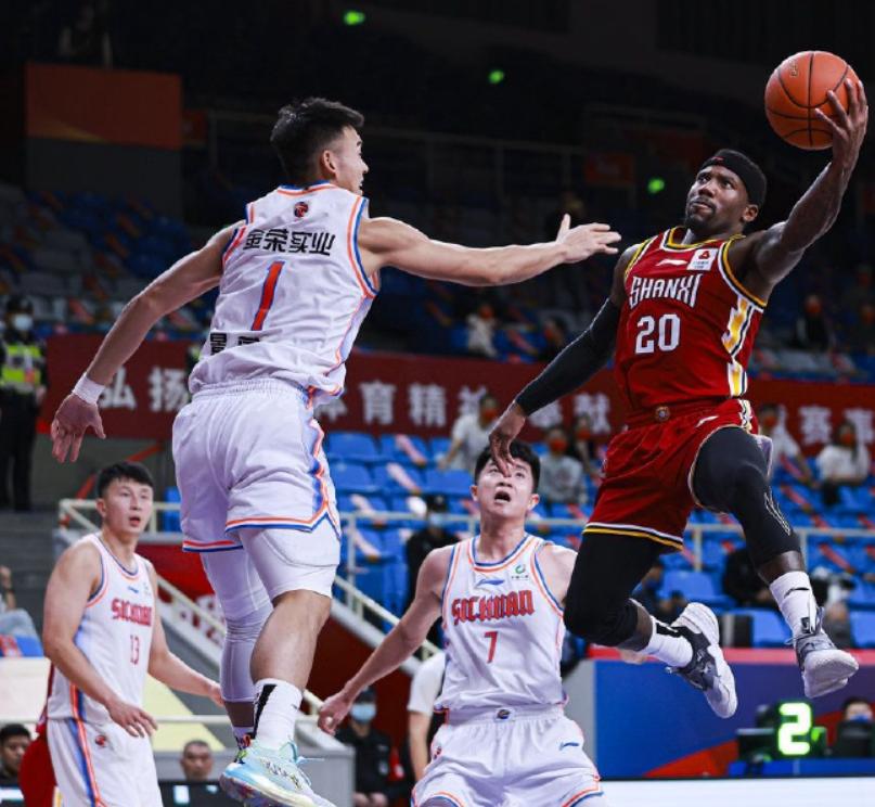 菲尔德cba总决赛,菲尔德cba最高分