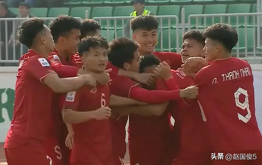 U20亚洲杯越南男足爆冷战胜澳大利亚，中国U20国足明天登场献技