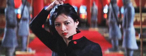 43岁的章子怡图片,章子怡怎么评价关晓彤