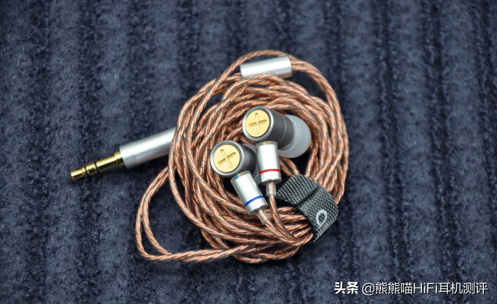 阿思翠vesnaevo有线耳机评测,阿思翠vesnaevo耳机评测