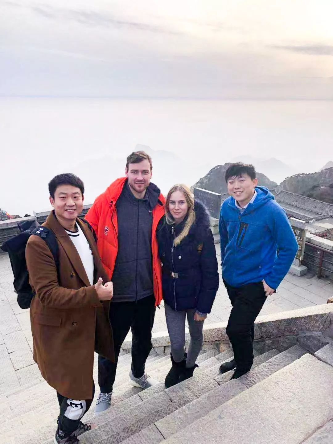 我与足球那些事,全能中锋莫泰尤纳斯