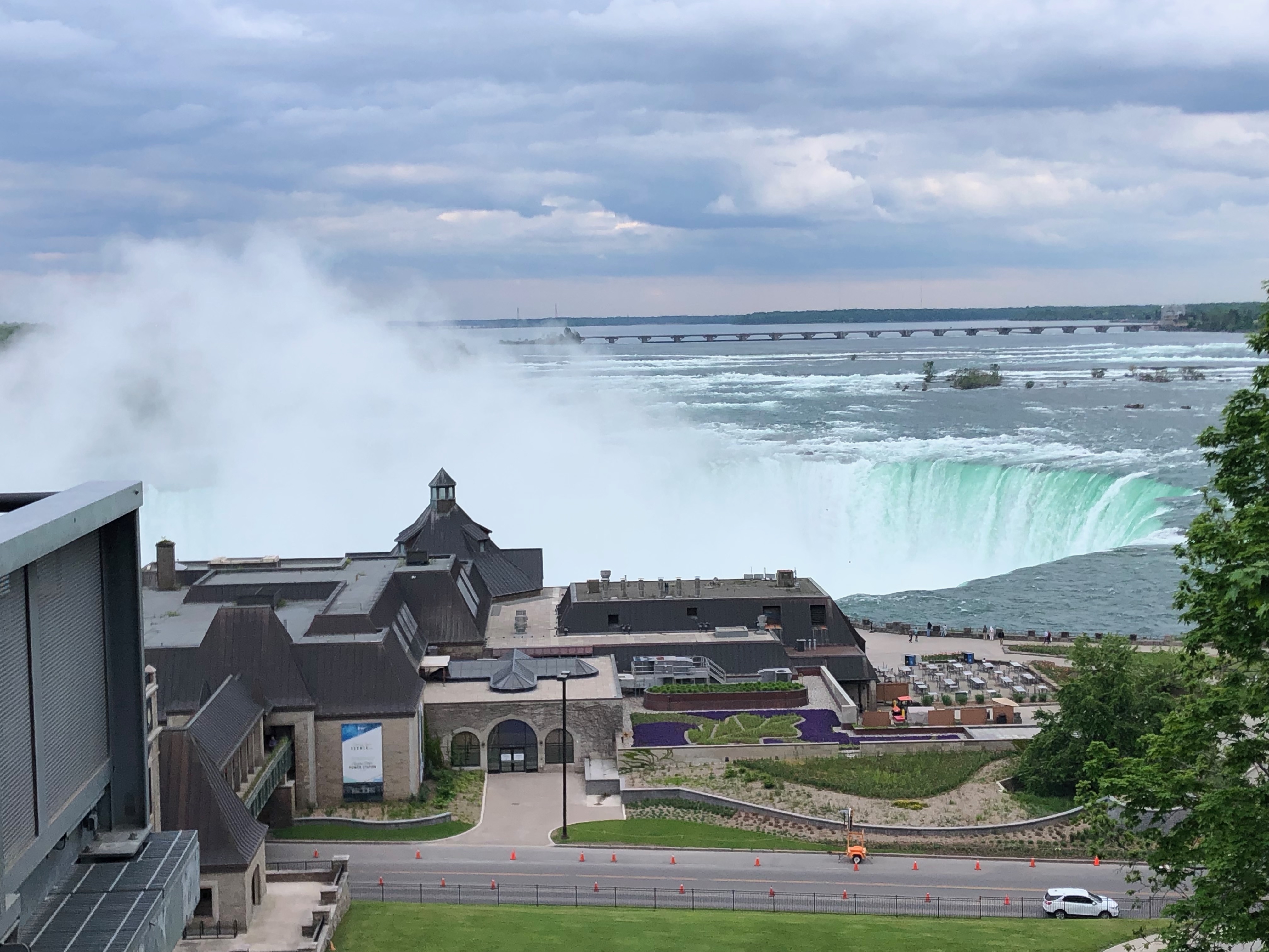 美加边境的尼亚加拉大瀑布,尼亚加拉瀑布加拿大视角