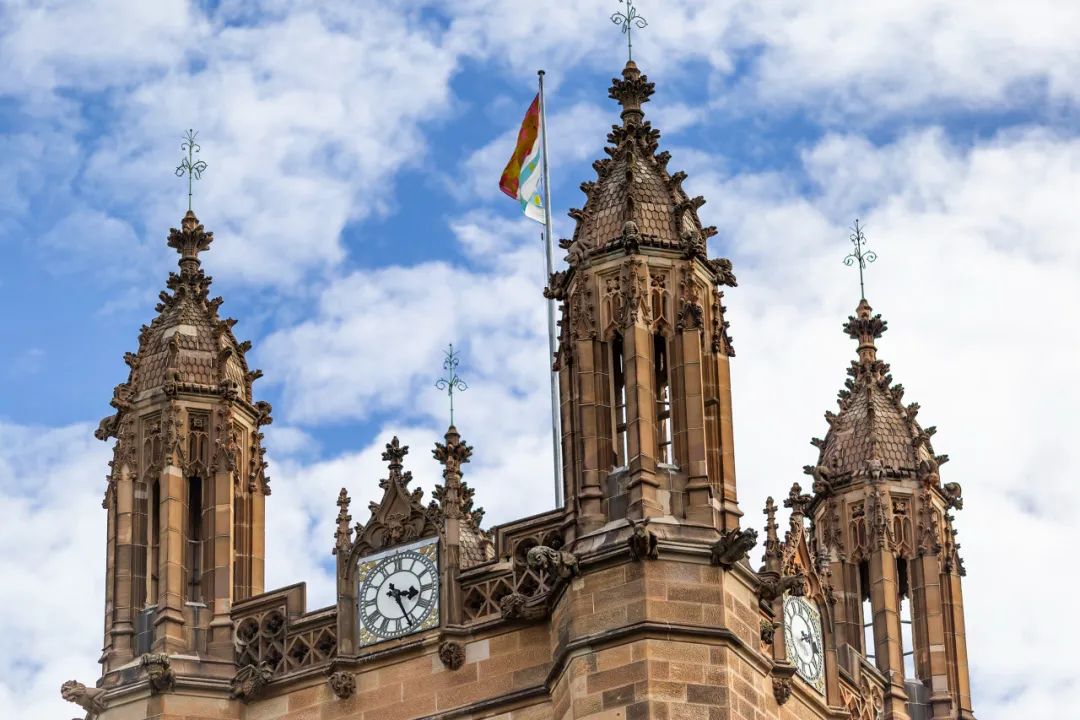 中国人能去做的国外高薪工作,境外高薪工作的真实经历