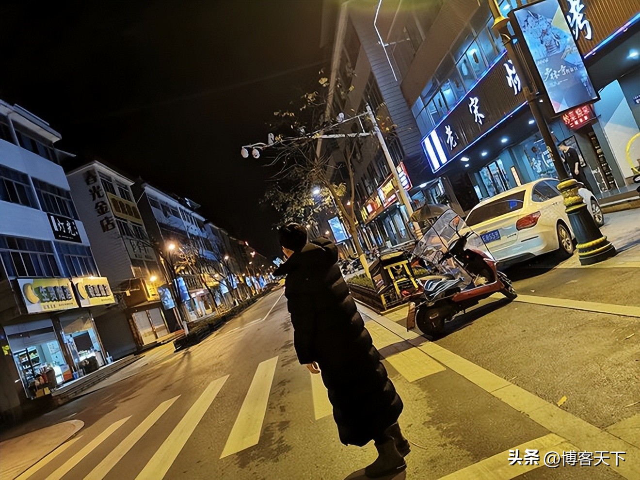 一年后,那位去考编的明星怎么样了?