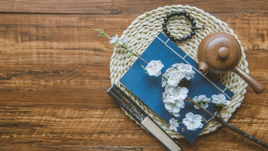 读唐诗三百首可以领悟到些什么,唐诗三百首必背经典100句