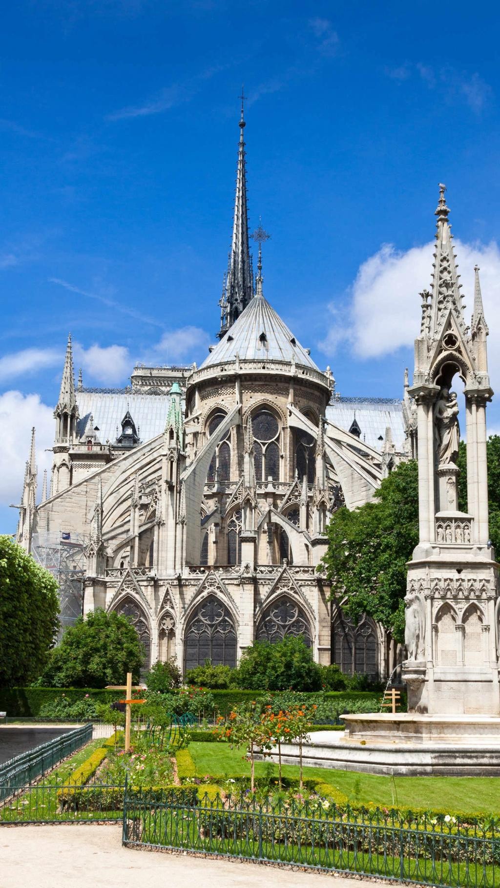 巴黎圣母院代表建筑,巴黎圣母院的建筑风格