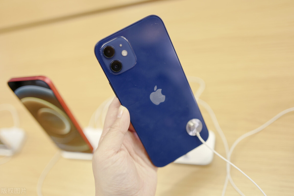 苹果手机通讯录和照片突然不见了,苹果手机换了个id账号照片不见了