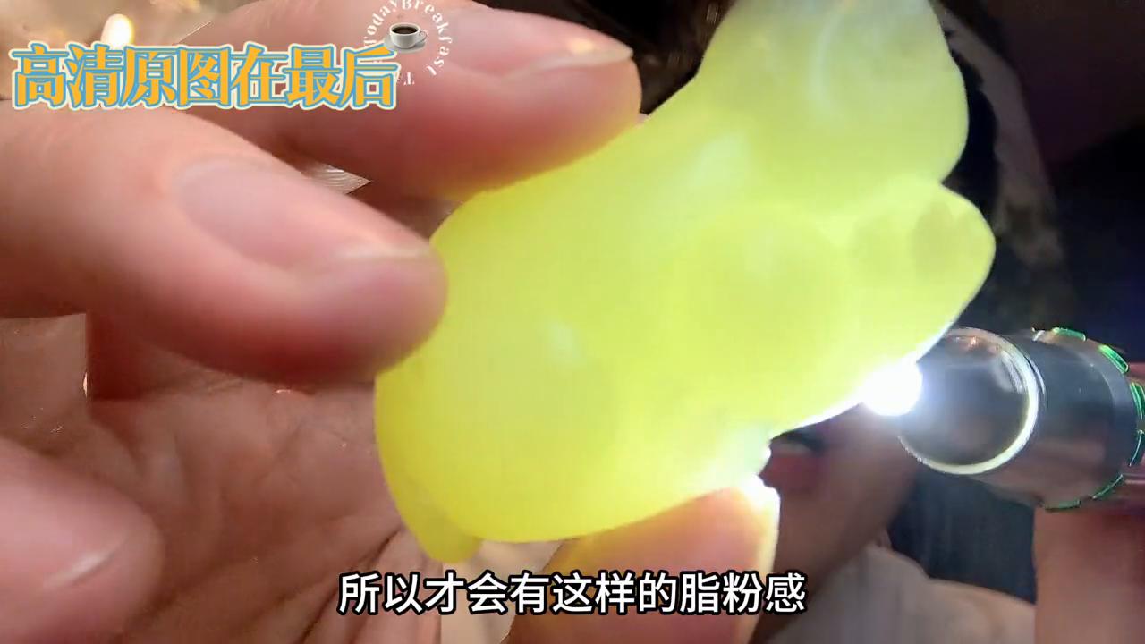 和田玉籽料青花小貔貅吊坠,和田玉籽料貔貅手把件高货