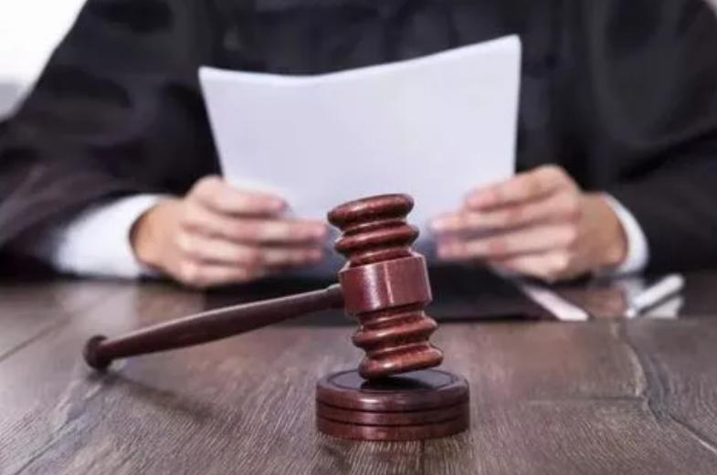 孩子随母姓爷爷奶奶不同意,孩子随母姓爷爷立马翻脸