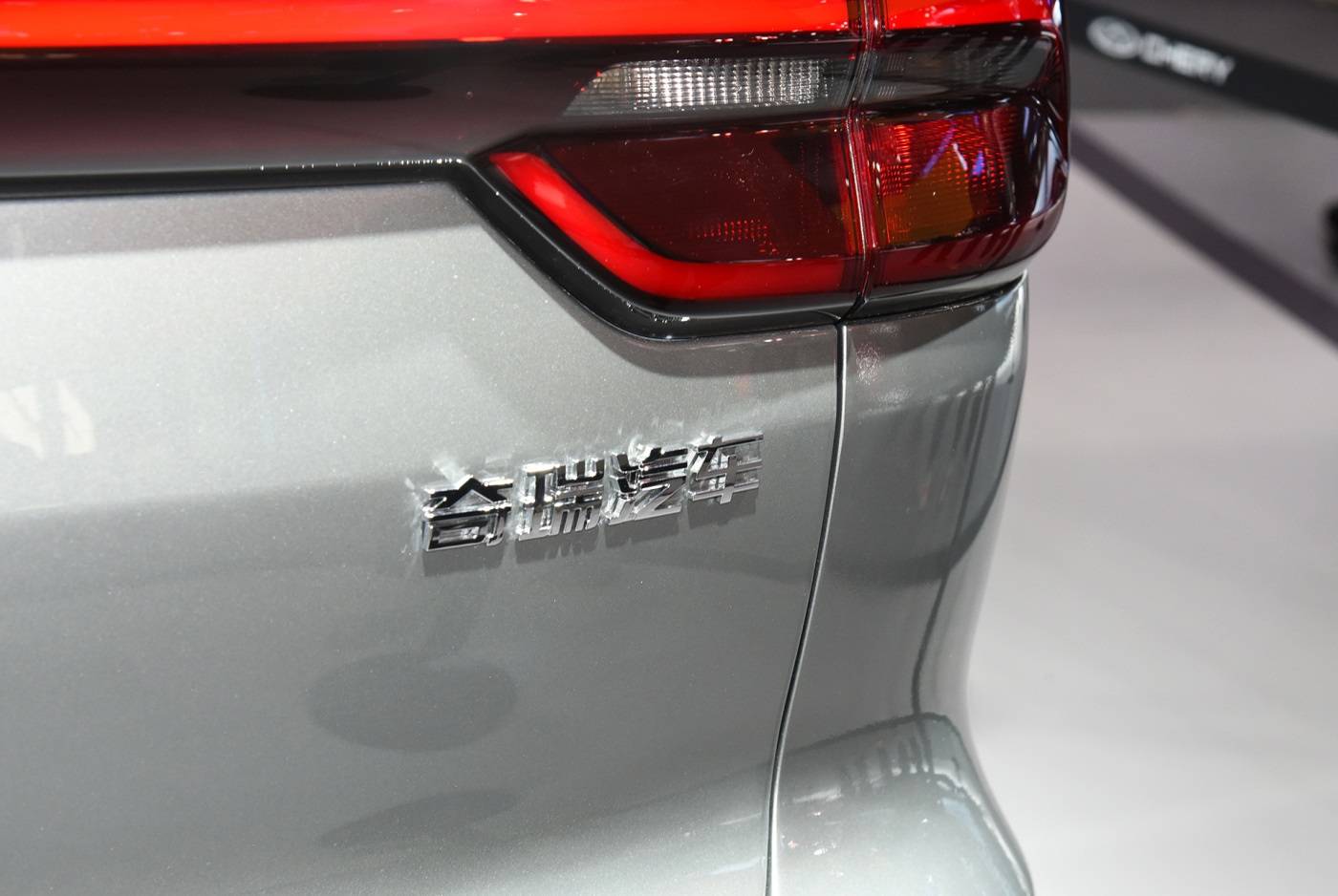 国产“七巨头”销量公布：比亚迪杀疯，长安还是斗不过吉利？