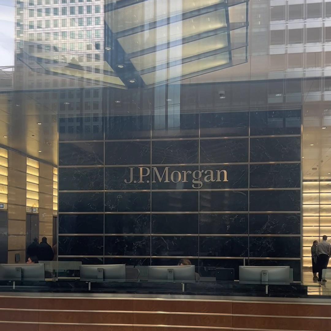 去英国留学怎么汇钱给他,来英国怎么省钱