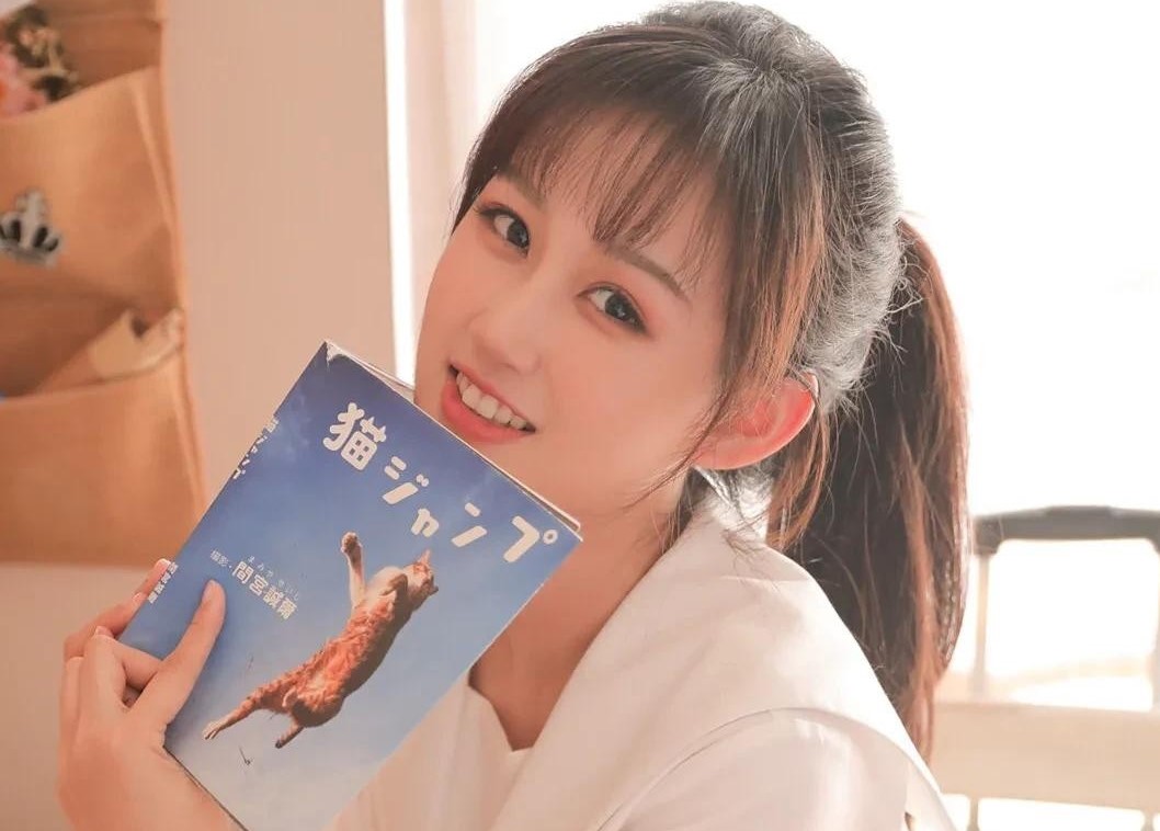 如何跟喜欢的女孩子聊天找话题,没有话题跟女朋友聊天怎么找话题