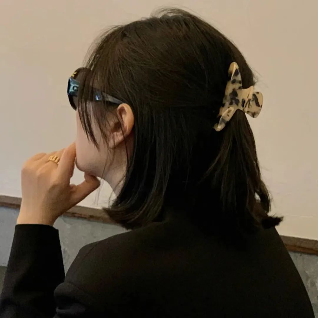 发量少的人建议剪短发吗,为啥医生建议剪短发