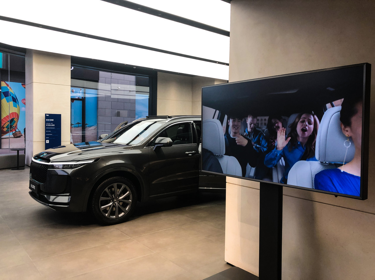 媒体人李想，和他那用造车盈利的媒体公司丨深度